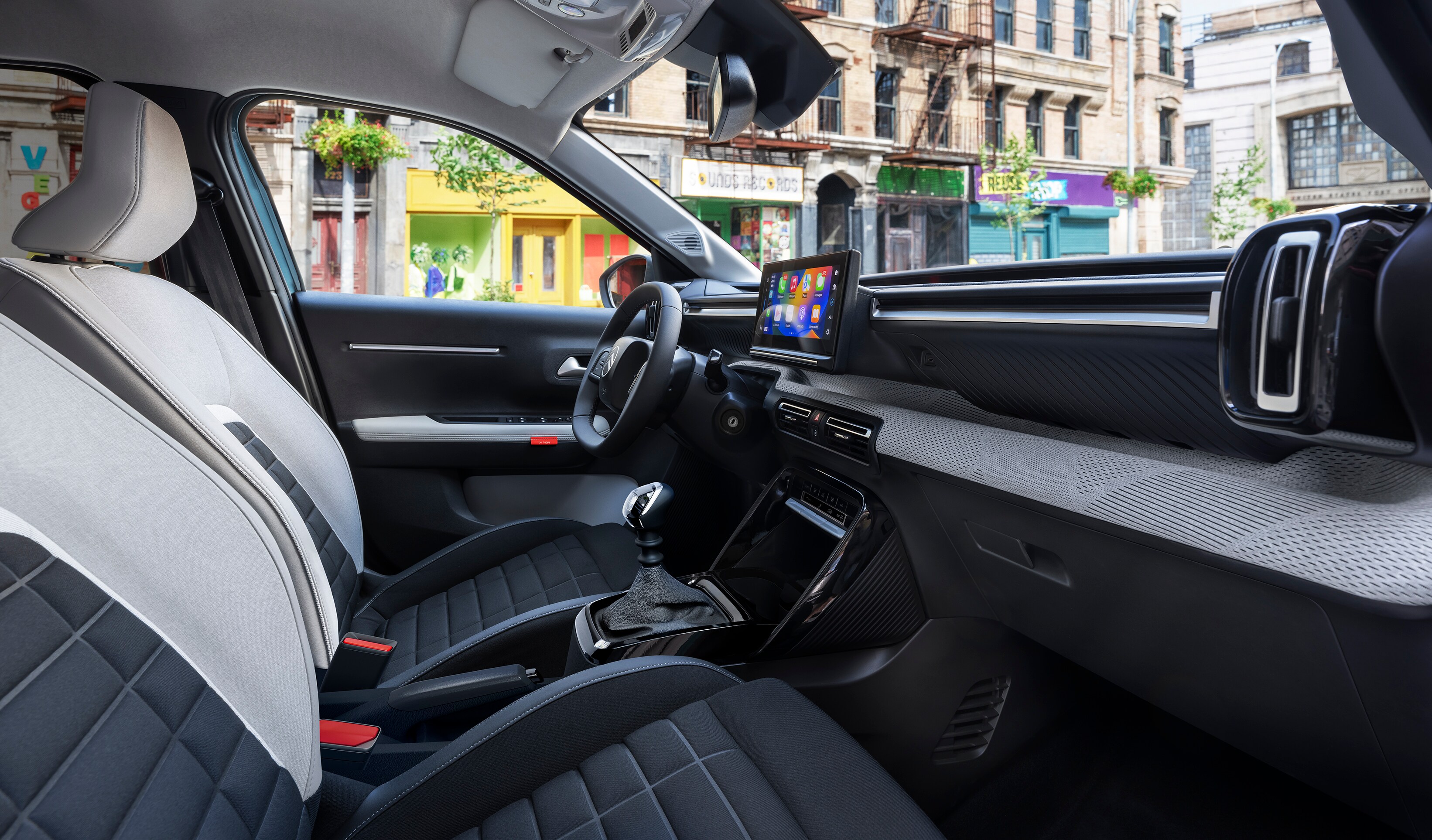 Vue de l'habitacle Citroën C3 le design tableau de bord pour conduite intuitive, abordable.